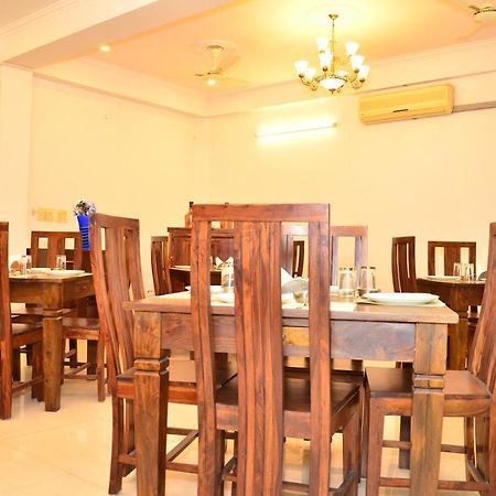 Raj Regency Hotel Jaipur Buitenkant foto