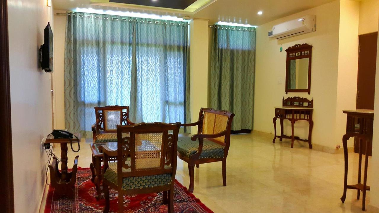 Raj Regency Hotel Jaipur Buitenkant foto