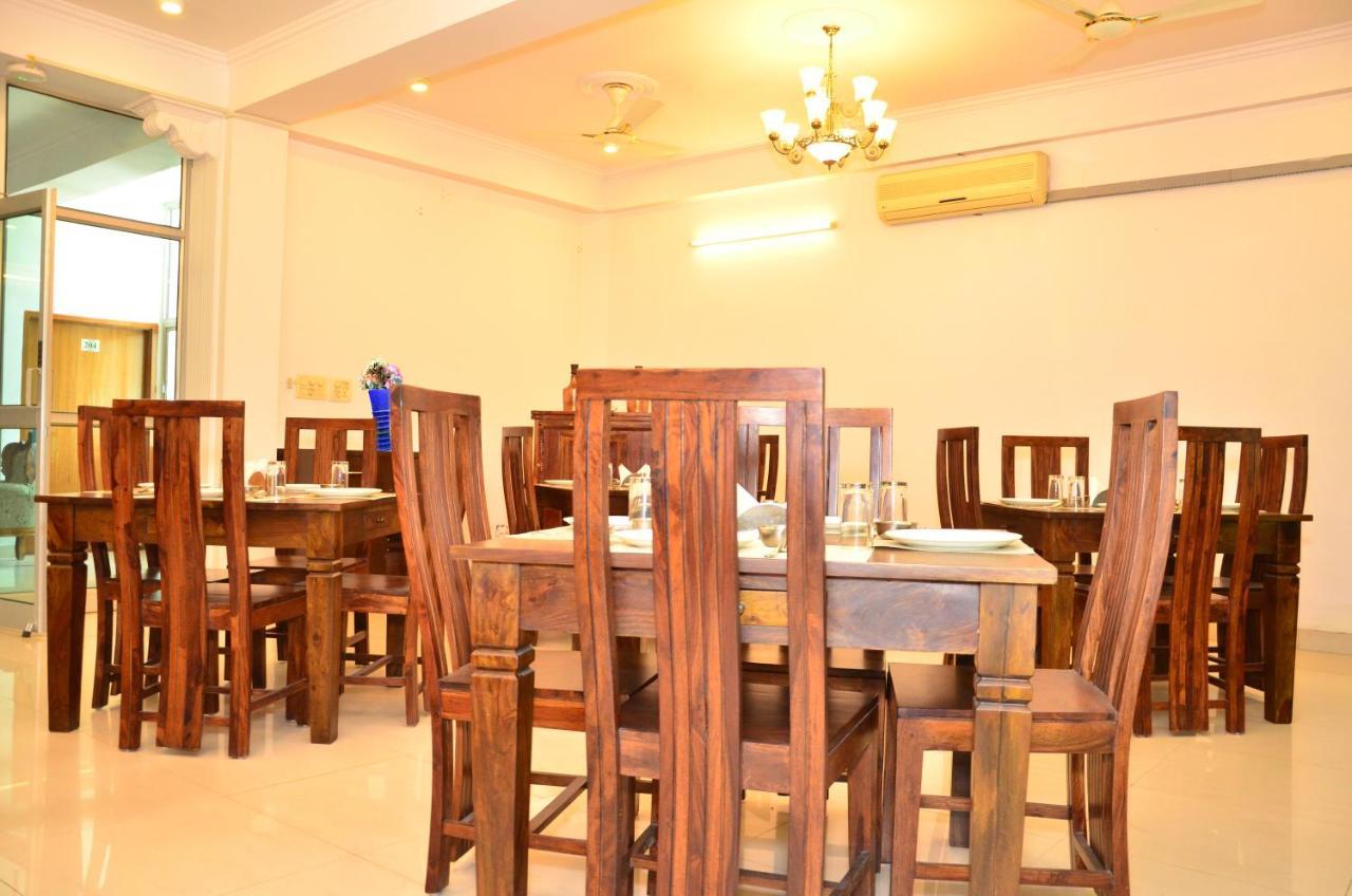 Raj Regency Hotel Jaipur Buitenkant foto