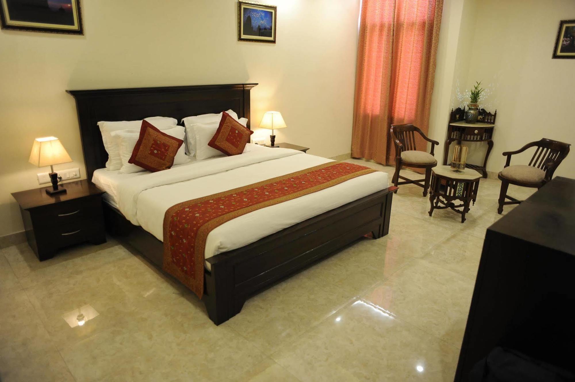 Raj Regency Hotel Jaipur Buitenkant foto