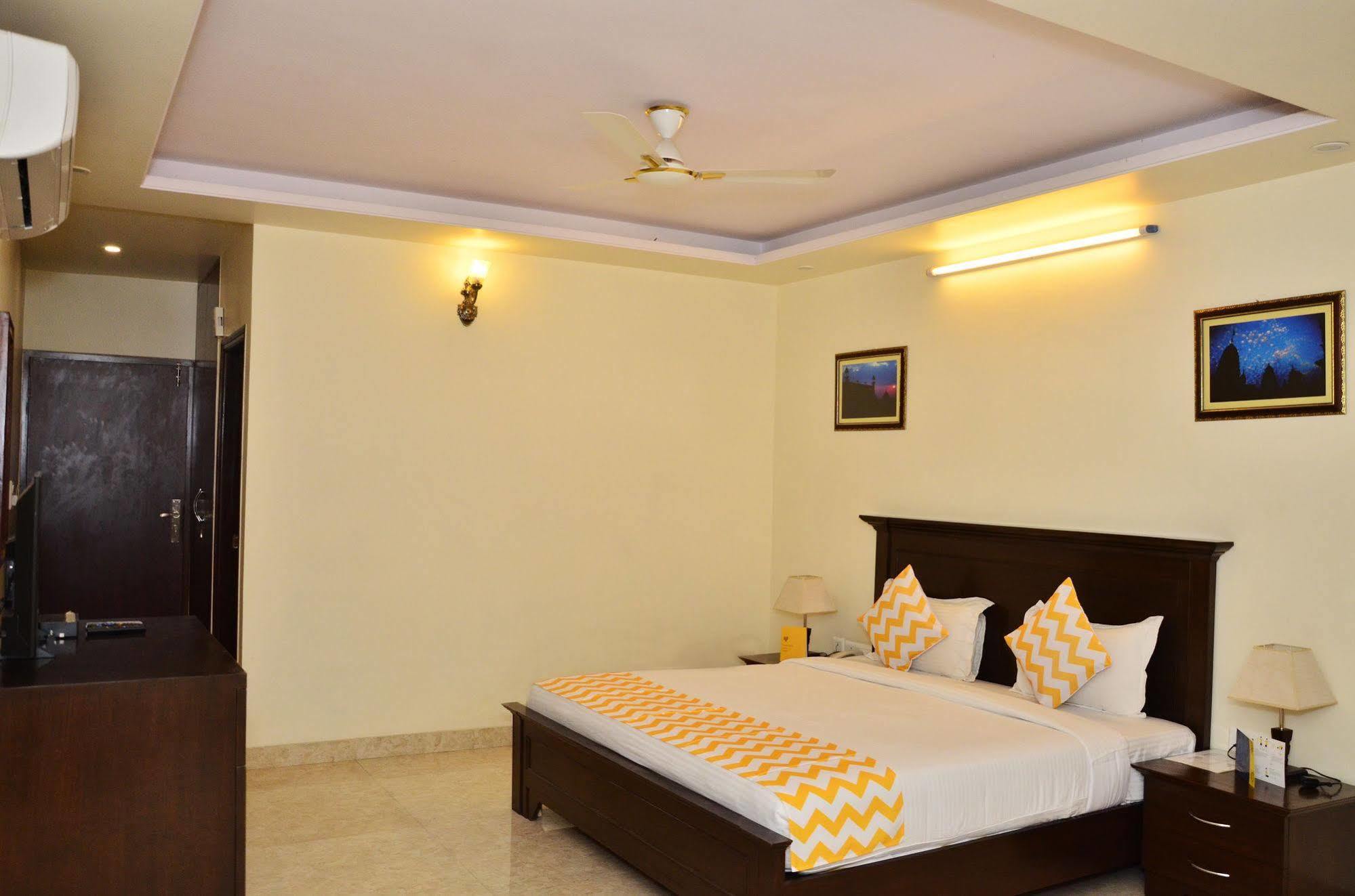 Raj Regency Hotel Jaipur Buitenkant foto