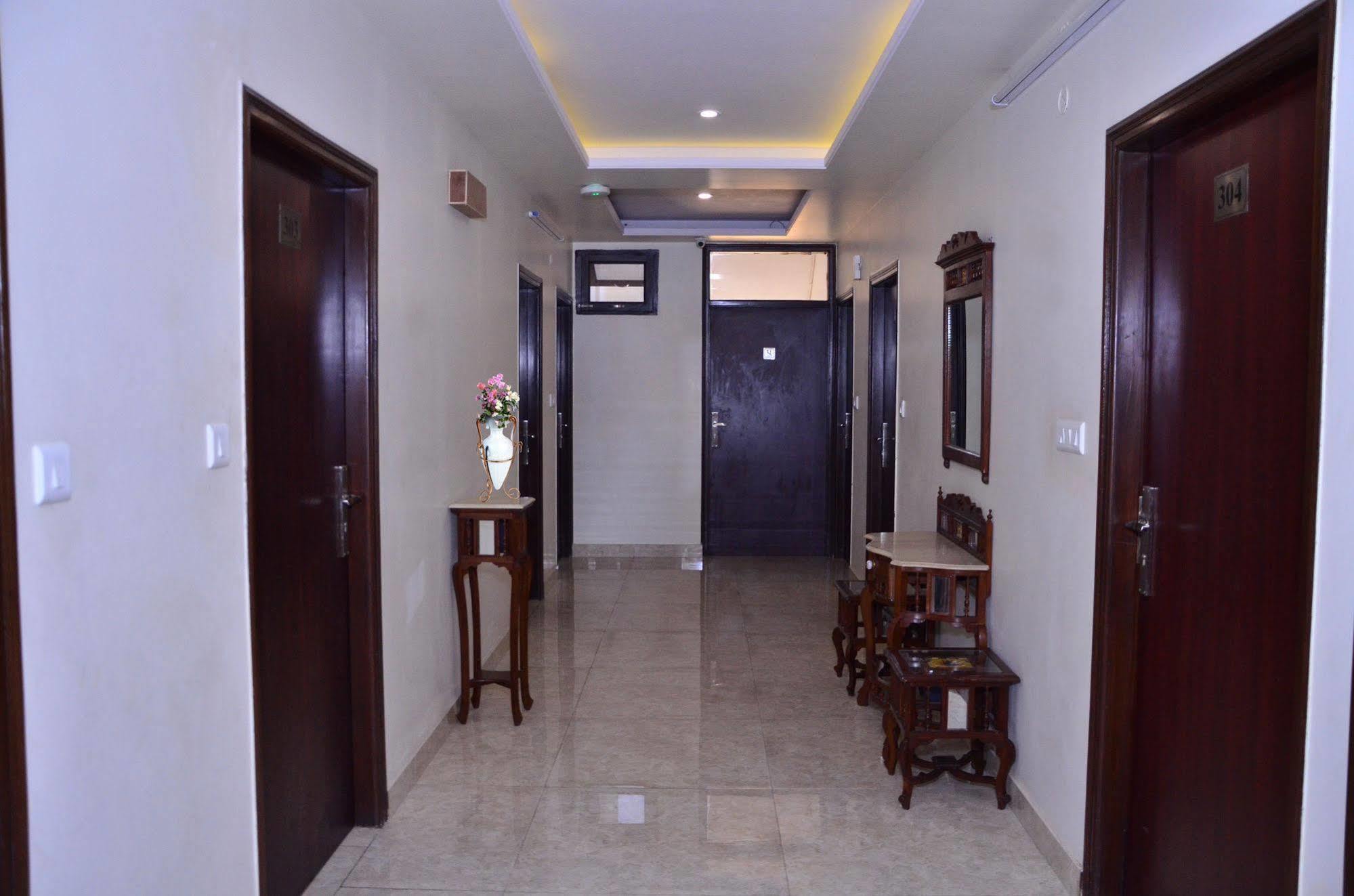 Raj Regency Hotel Jaipur Buitenkant foto